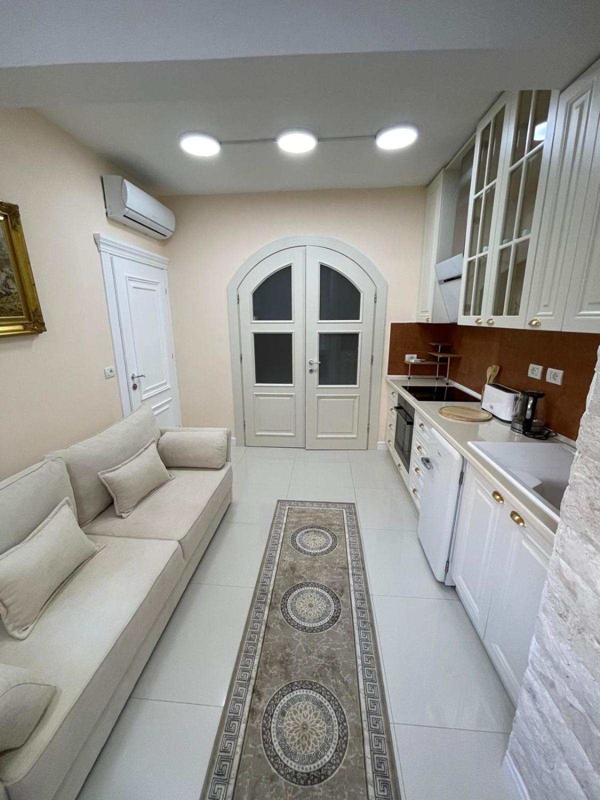 Near Me Apartments ติรานา ภายนอก รูปภาพ