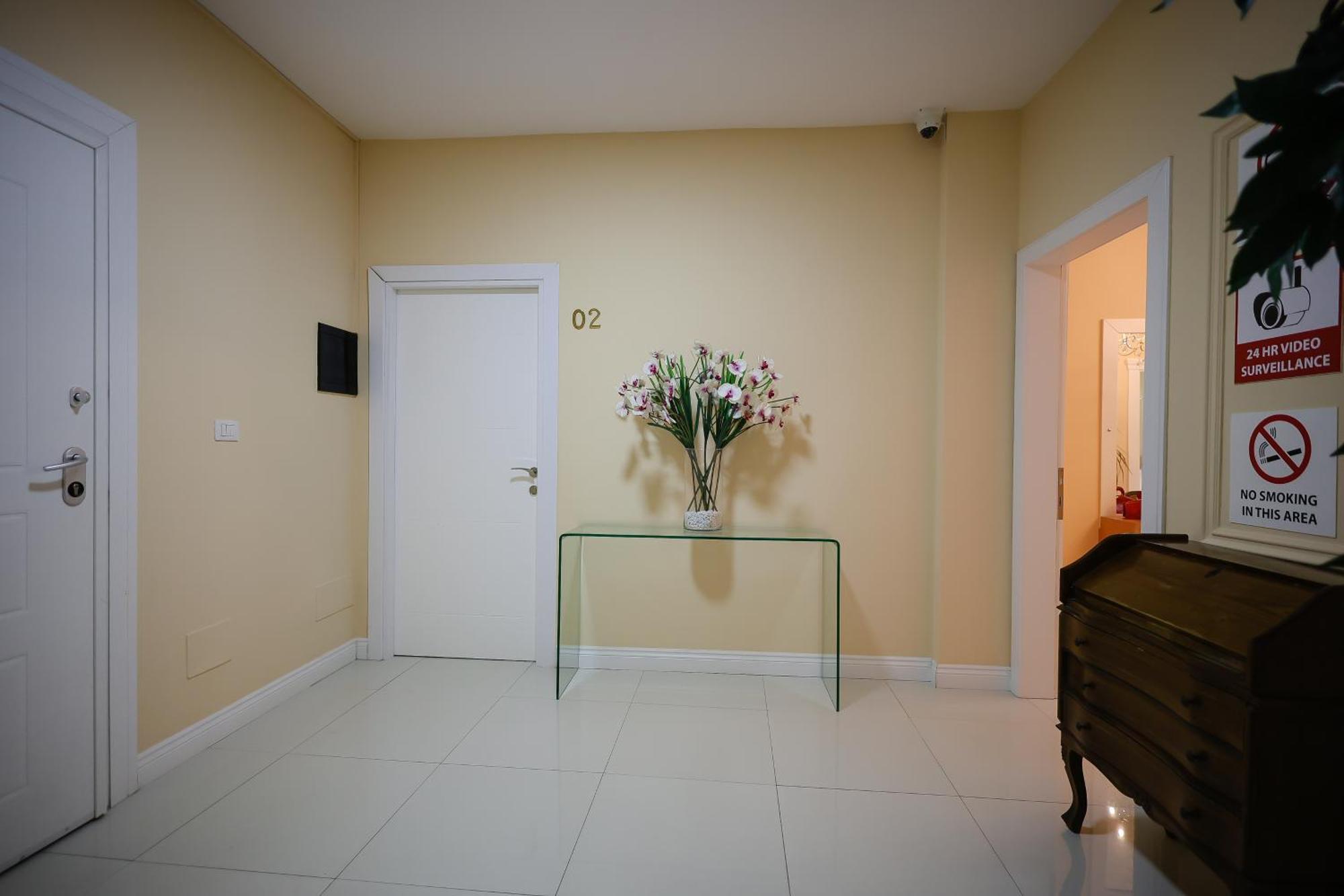 Near Me Apartments ติรานา ภายนอก รูปภาพ